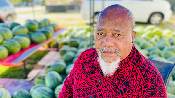 “The ability to listen to a plant – and respond – can take a long time to develop but once that knowledge is there, you have it forever,” says Gisborne grower Isikeli Maka. Photo; Kristine Walsh
